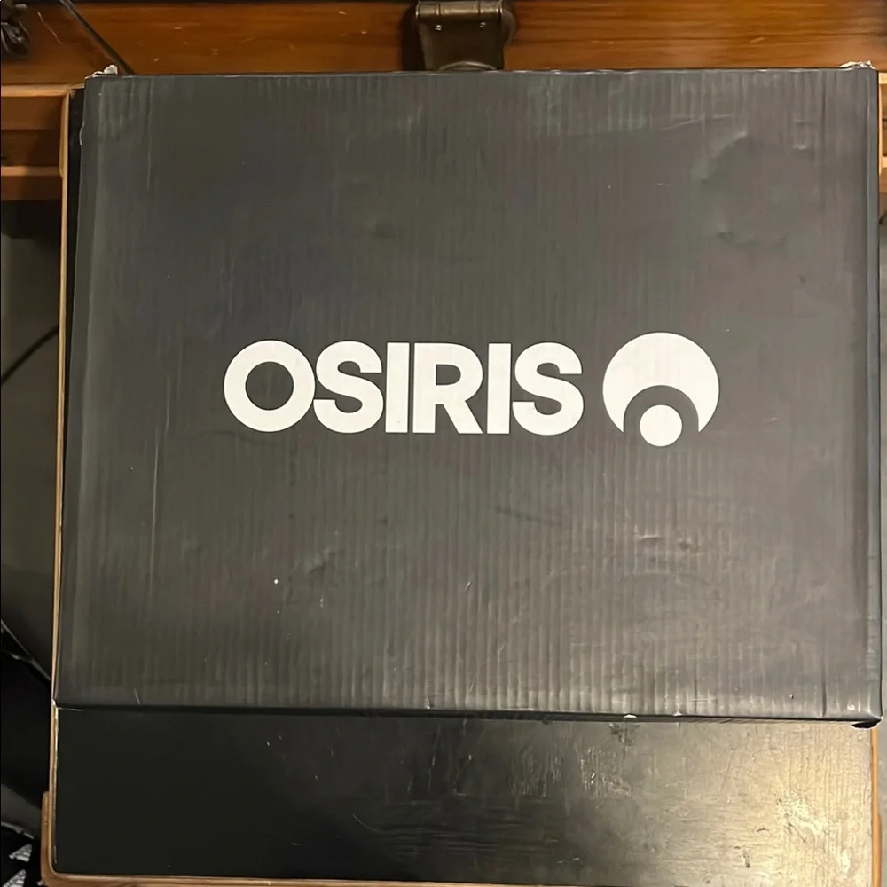 OSIRIS LIMITED EDITION LEATHER RIZE ULTRA HIGH TOPS SIZE 10